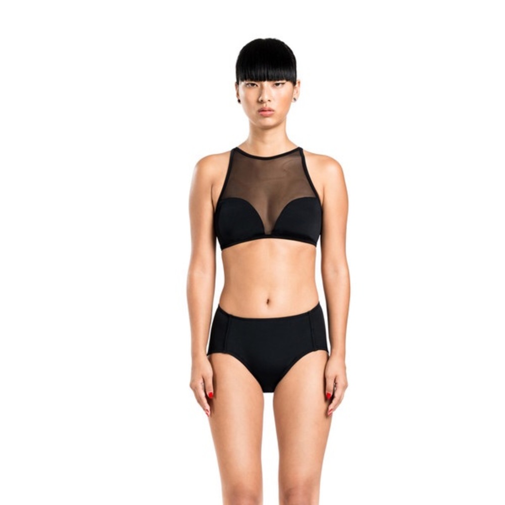 NWT Beth Richards “Faye” swim top in black, M